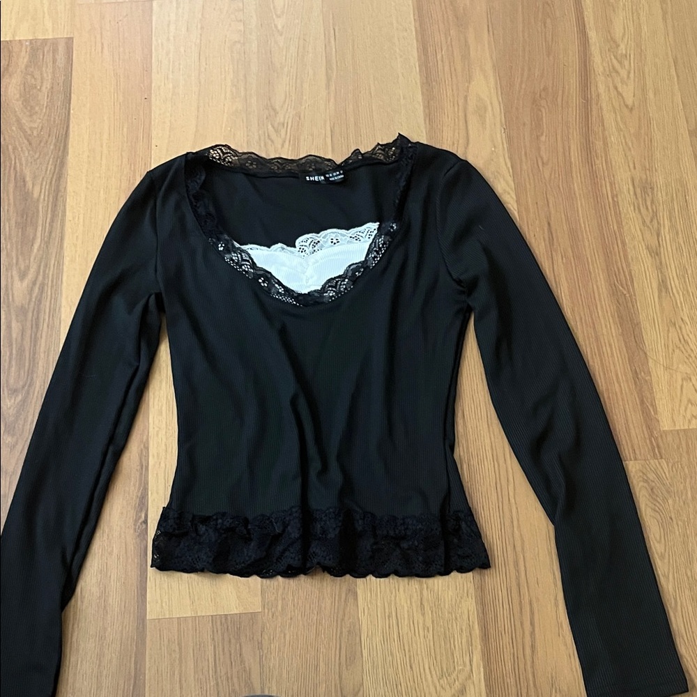 SHEIN Black Lace-Trim Long Sleeve Scoop Top